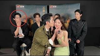 🔴 SHOCKING! Cheng Lei Kisses Xu Ruohan on the Cheek?! Fans Are Stunned! 😱💋