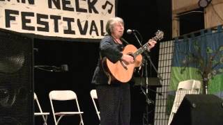 Pet your dog kim wallach - medium 1 ...