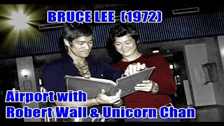 BRUCE LEE  (1972) Airport with Robert Wall & Unicorn Chan