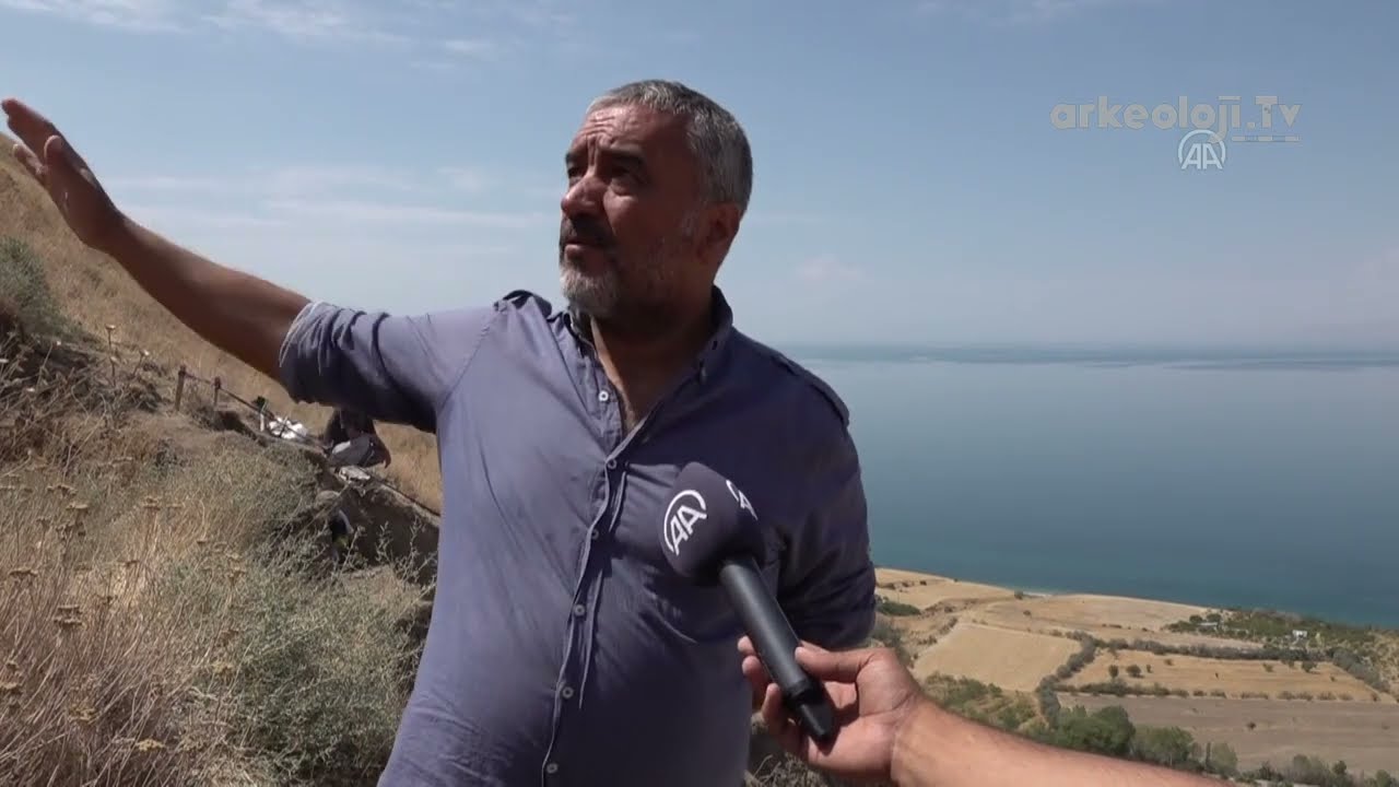 Ayanis Kalesinde Urartuları Çöplüğü Ortaya Çıkarıldı