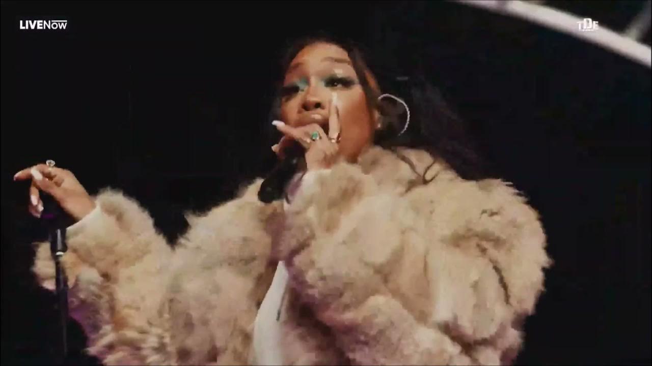 SZA Broken Clocks Live YouTube