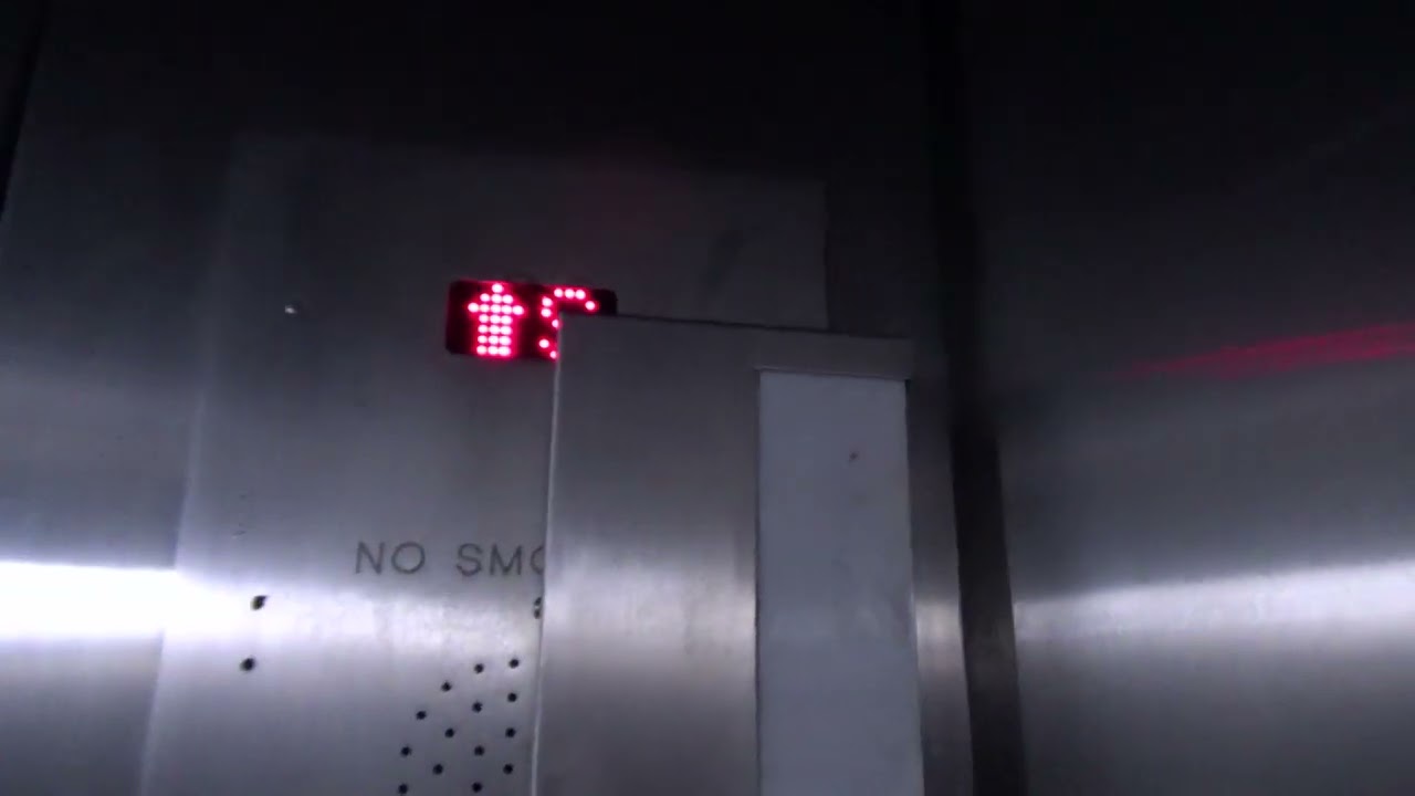 Terrible Schindler Haughton Hydraulic Elevator @ Millennium Station - Chicago, IL (Retake)