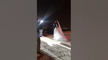 مصطفى فهمي يرقص مع ابنته في حفل زفافها 
