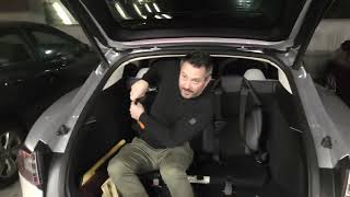 Thomas Lennon parties with Camera Man and shows his Kidnapping skills