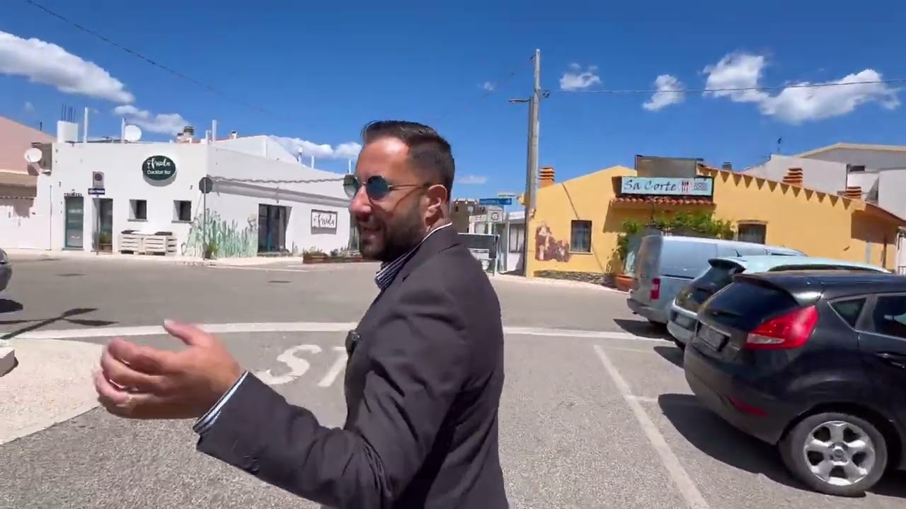 Oggi ti presento una casa a Santa Lucia, Sardegna! A 80 m dal mare a 212.000 €!!!