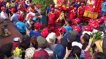 Rước cộ bà Bình Dương - cận cảnh 1