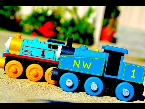 2015 Thomas Engine 70th Celebration Gift Pack Mattel Fisher Price Wooden Toy Train Review