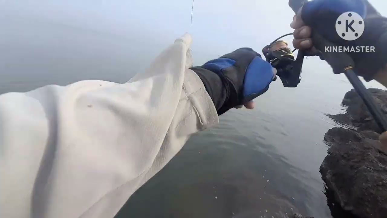 mancing pinggiran pantai marina semarang