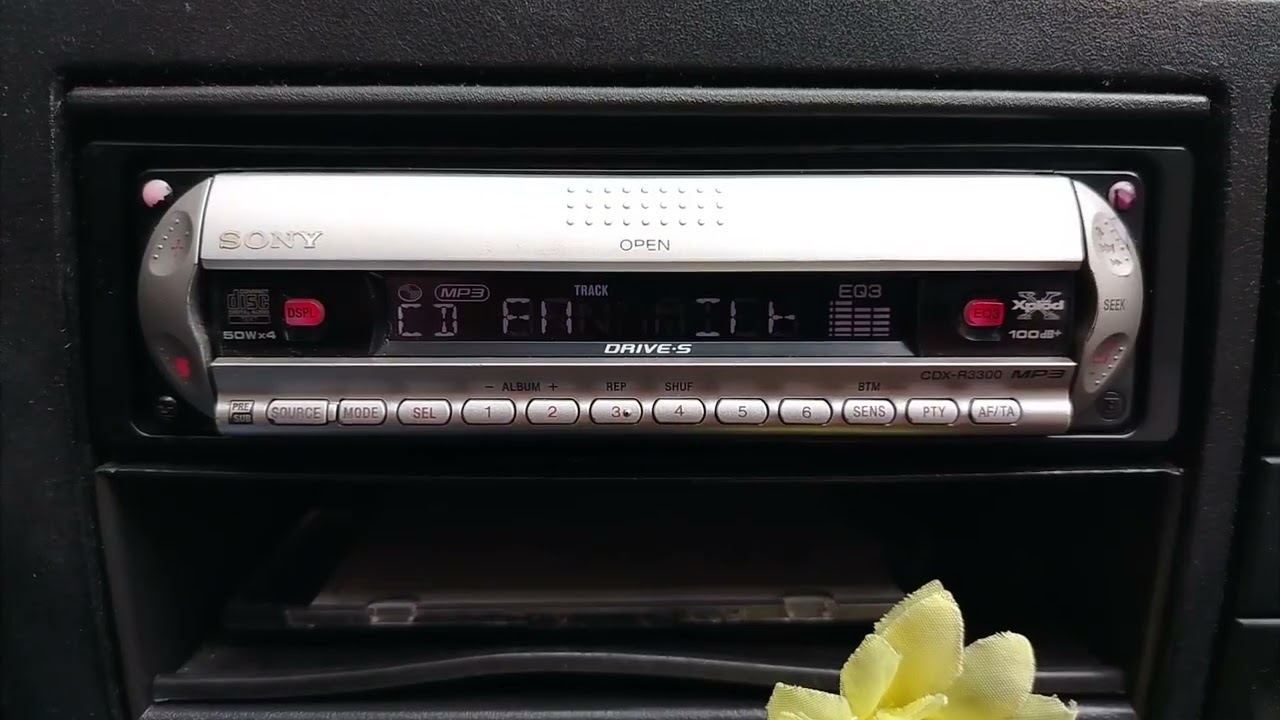 Sony cdx-r3300 - YouTube