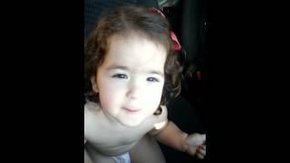 Ana Laura Dançando E Dublando...