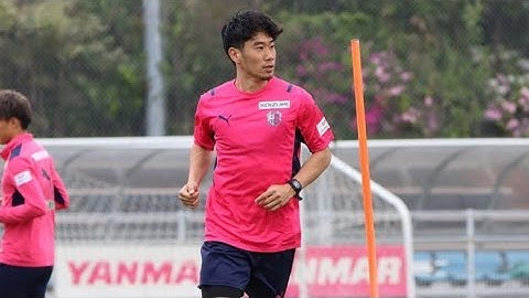 Shinji Kagawa goes back home to Cerezo Osaka!
