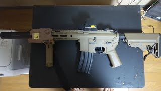 エアガン カスタムにしたS&T M4 Urx4 M-Lok電動ガンを紹介おもちゃ &T