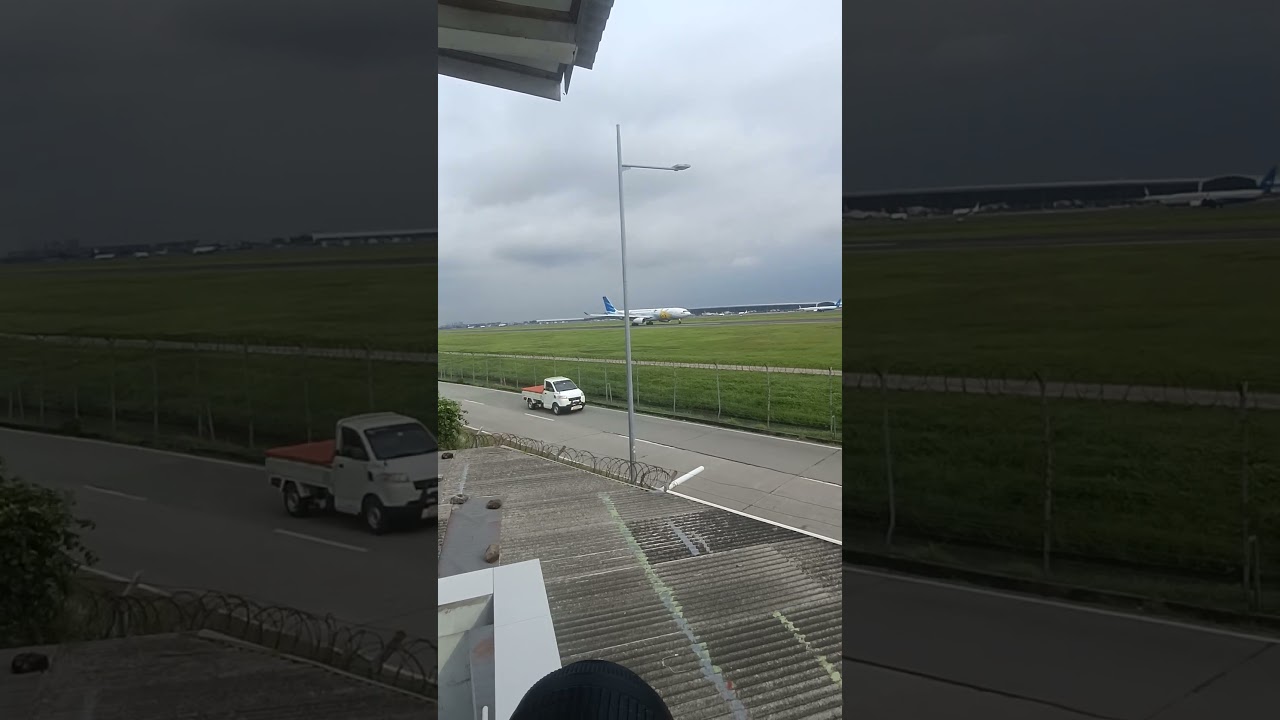 Garuda Indonesia PK-GPY Airbus A330 - 343 Pokemon Pikachu Jet GA-2 (Livery) 