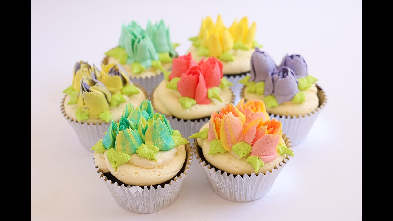 Floral Cupcakes Russian Piping Tip Demonstration Rosie's Dessert Spot