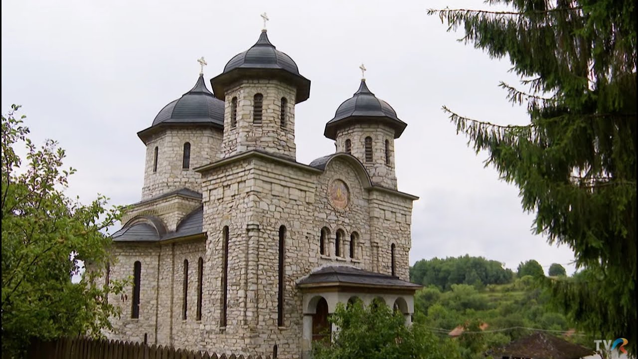 Alun, satul pustiu se trezește la viață (@TVR1)