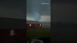 Apocalyptic scenes as severe storms hit Ohio #shorts