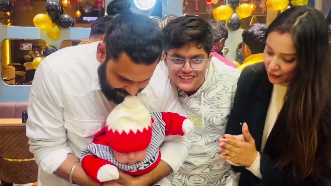 Aao Birthday. Celebrate kare🤗