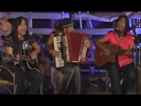 IRMÃS BARBOSA - EDNA E DINAH  E TOSTÃO  - CANTAM CORAÇÃO