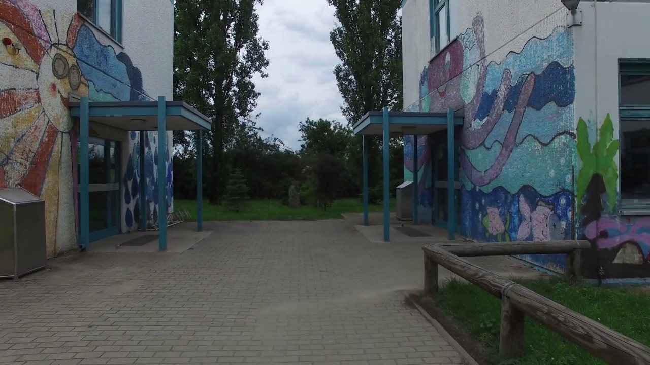 Rundflug über die Grundschule am Fuchsberg