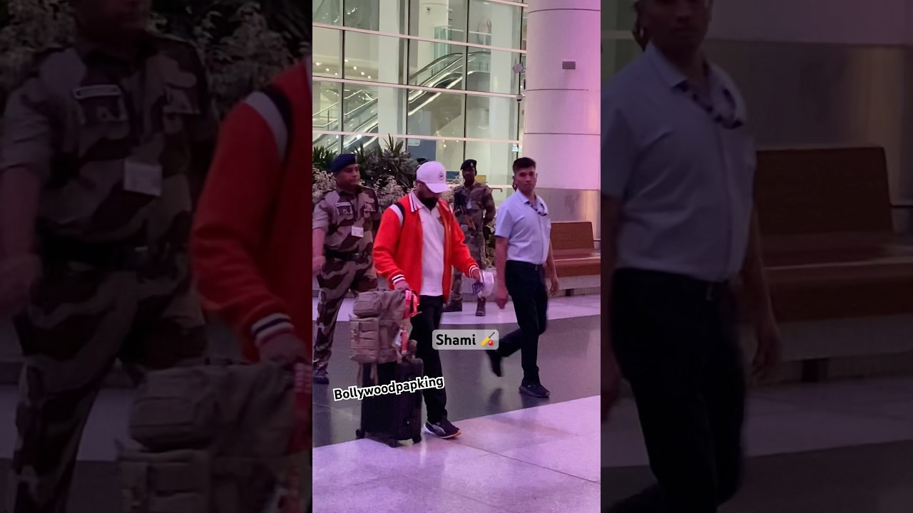 Mohammed Shami snapped at Delhi airport 