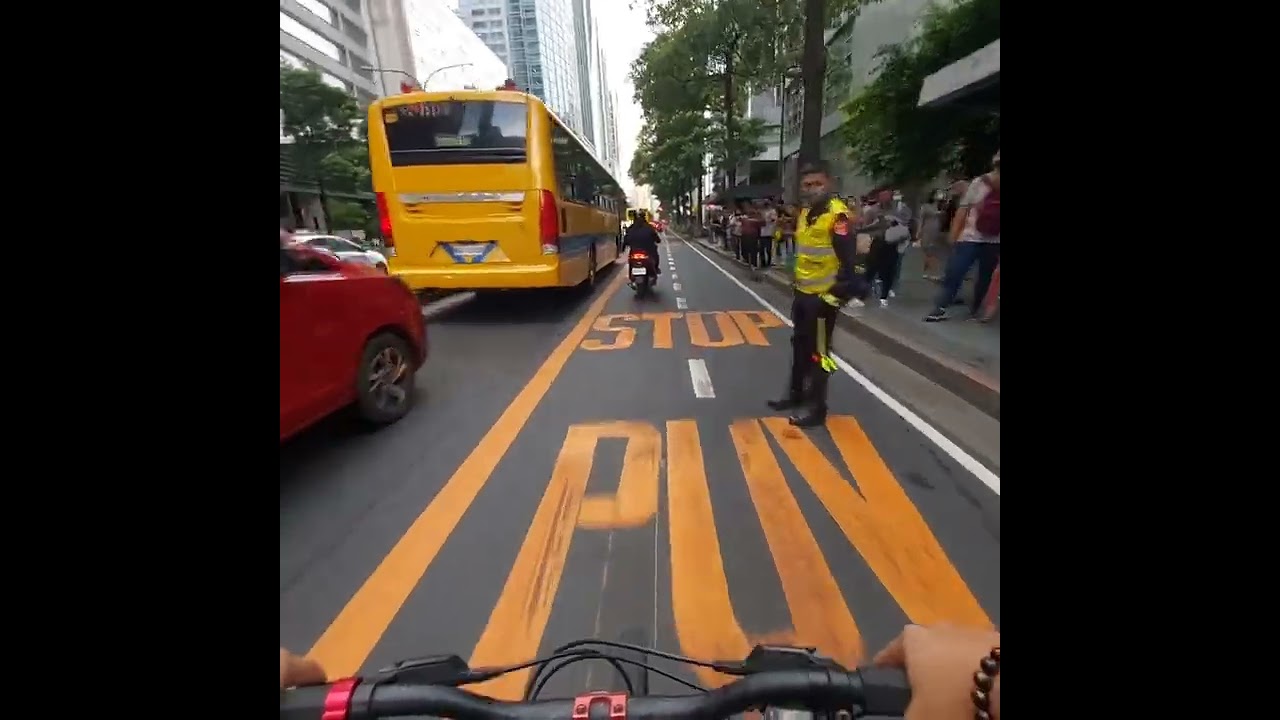 Gil Puyat Ave. to Ayala Ave. #mtbrider