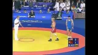 Brandon Slay(USA) defeats Adam Bereket(Turkey) 2000 Olympic Semifinal, Freestyle Wrestling