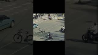 Celebrity Future self driving bicycle with remote operation and automatic start Profile