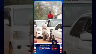 Mu Kdanala Akayisanyo Kebidduka Kayitiridde Bwoba Olina Emotoka  Kirungi Okugirekaayo E Waka