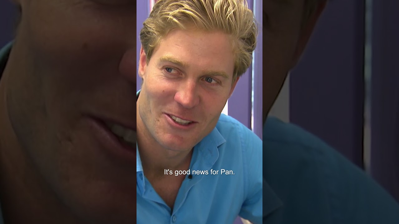 Vet And Baby Goat Say An Emotional Goodbye 💔 