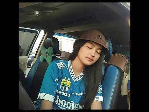 Cewek cewek cantik Bobotoh Persib Bandung - YouTube