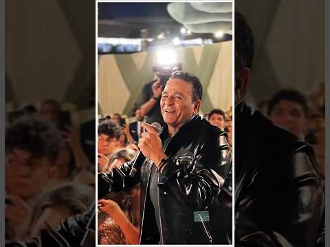 محمد فؤاد يغنى كامننا فى حفل زفاف