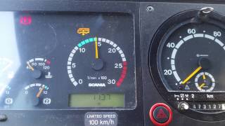 Revving A Scania L94Ib 4X2 Brilliant