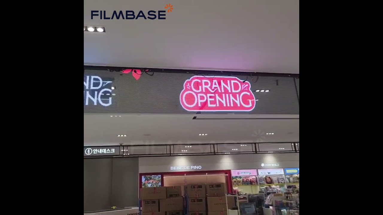 Duty free LED film advertising screen זכוכית דיגיטלית בחזית החנות ללא הסתרה של המרחב