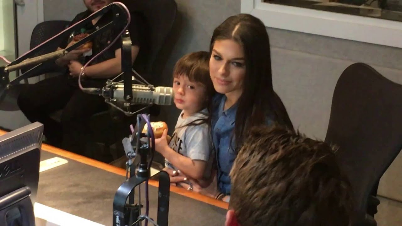 The Jeff Crilley Show live with special guests Sabrina Harrison and Dr. Field Harrison