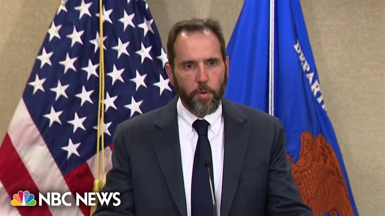 Jack Smith speaks on charges in Trump classified documents indictment