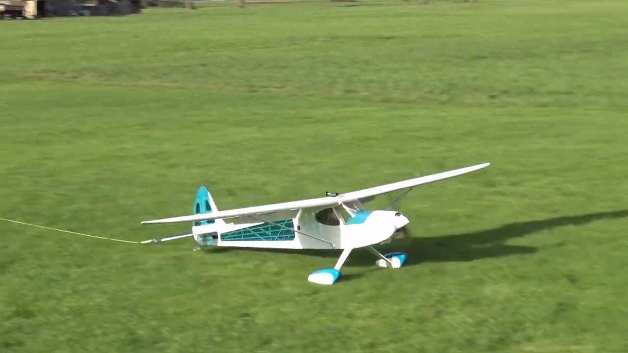 Flugtag MBG Dezember 2019 mit Erstflug Lo 100 - Schleppmodell "Rascal"