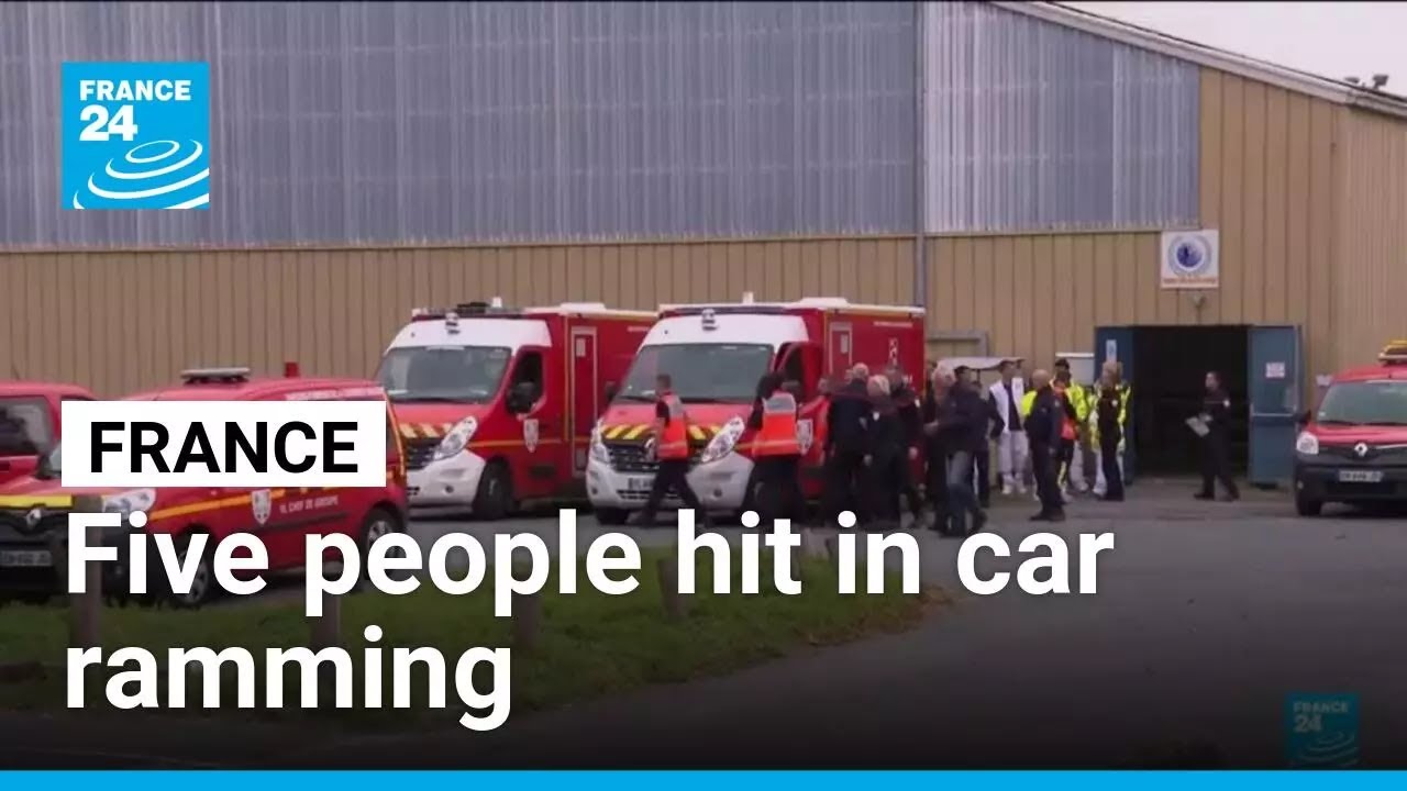 Five people hit in car ramming on touristic French island • FRANCE 24 English