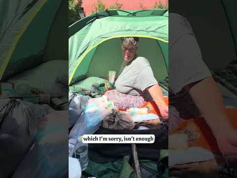 I￼ filmed outreach workers not doing their job #homeless