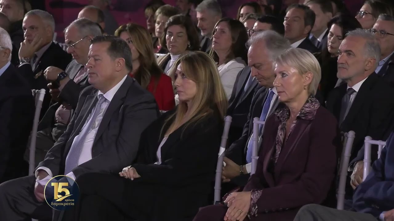 Ε.Βενιζέλος στα “15 χρόνια δημοκρατίας”: Η κρίση θεσμών & το μέλλον της Δύσης