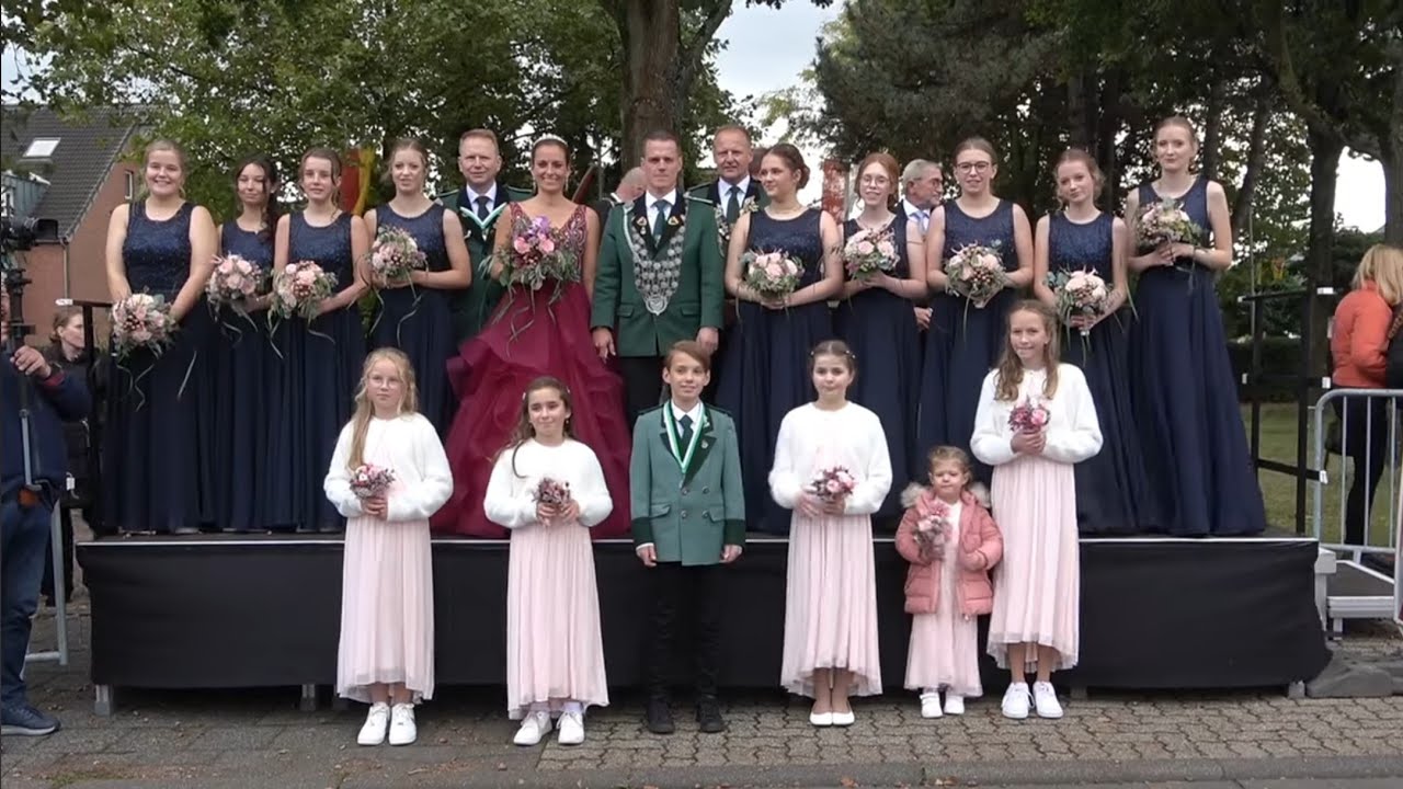 Schützenfest in Grevenbroich Neu Elfgen - Umzug und Parade am 13.10.2024