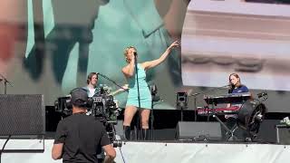 Maggie Rogers - Overdrive - Glastonbury UK LIVE 4K - 24 June 2023