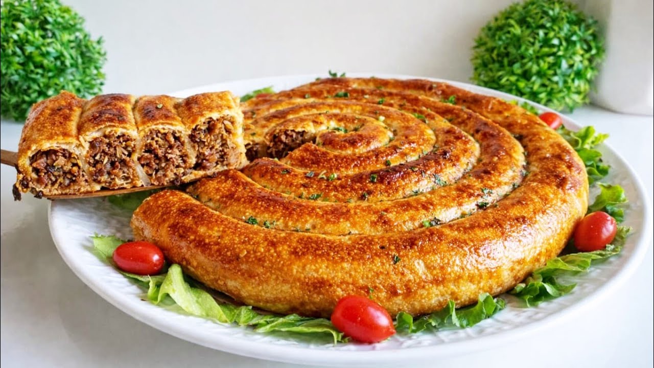 سجليها عندك محنشة مالحة بعجينة المسمن وحشوة الدجاج والكروفيت😉 مقرمشة ماتشبعوش منها 👌