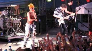 14/17 Paramore - Ignorance @ (Show #1) Parahoy 3/05/16