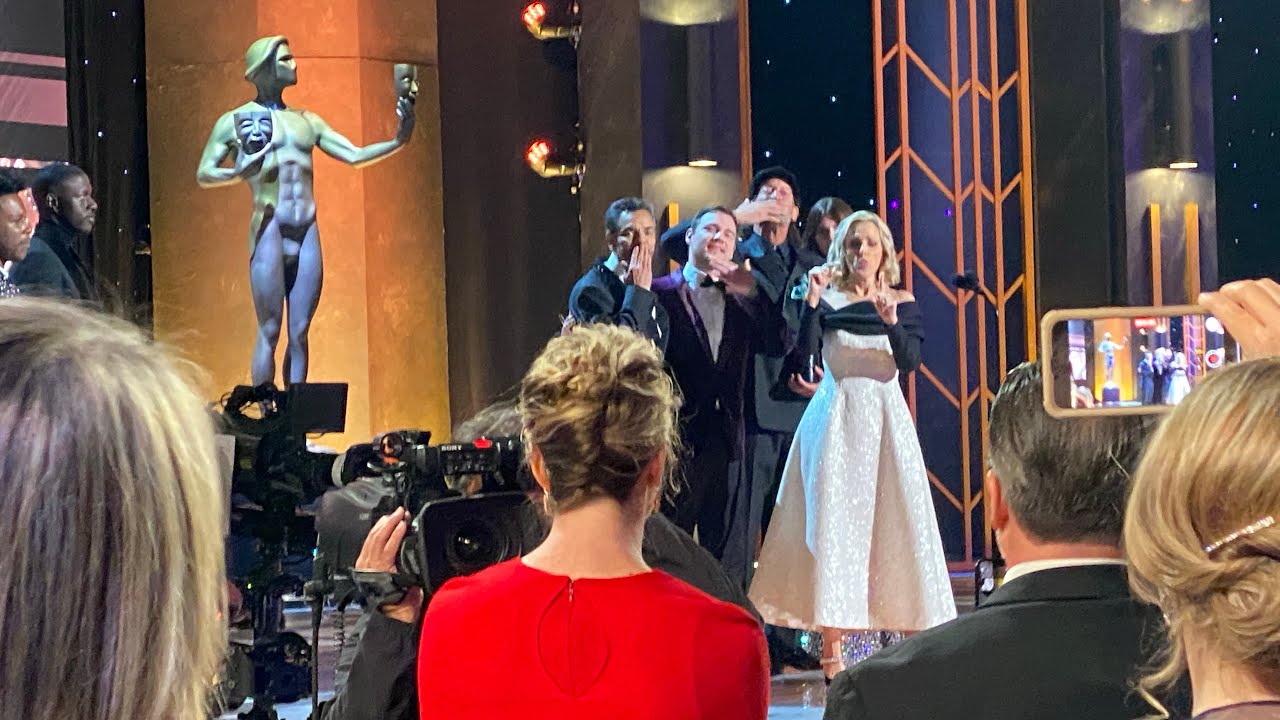 ‘CODA’ Table Reacts to Best Ensemble SAG Award Win