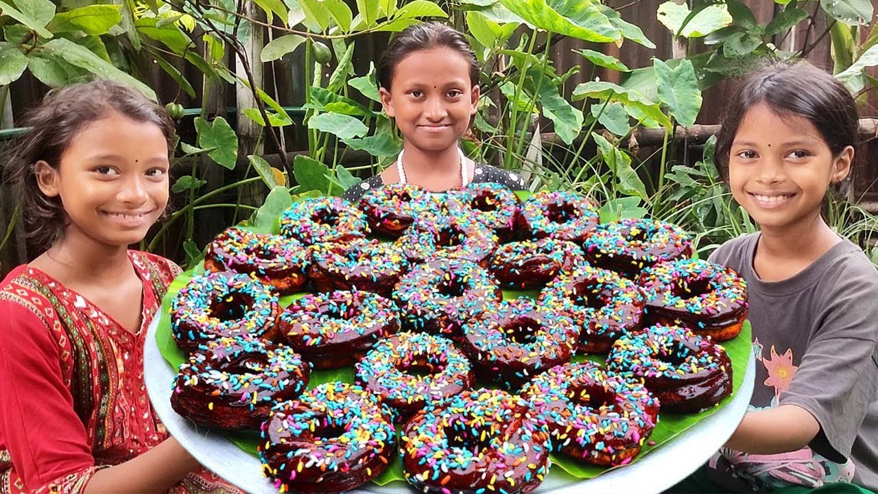 DONUT RECIPE | Cute Village Girls Making Tasty Donuts