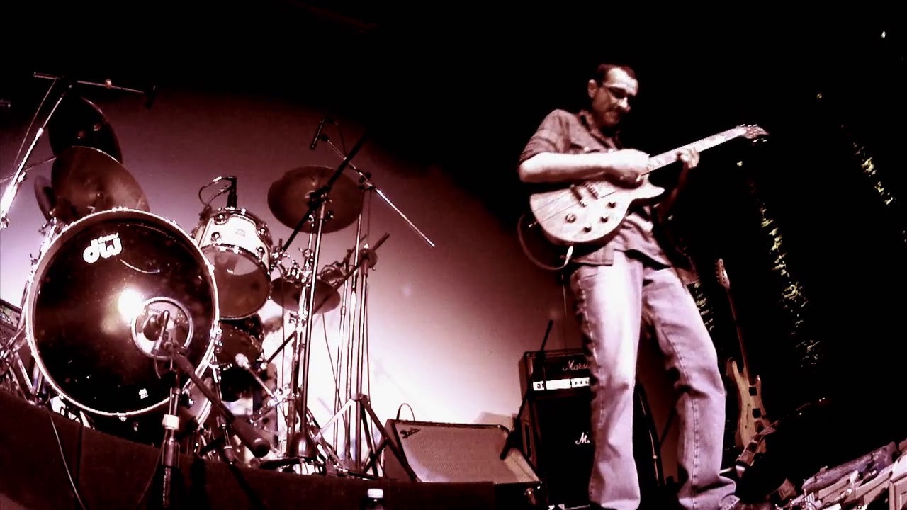 Albert's Mood - Julio Moreno Trio