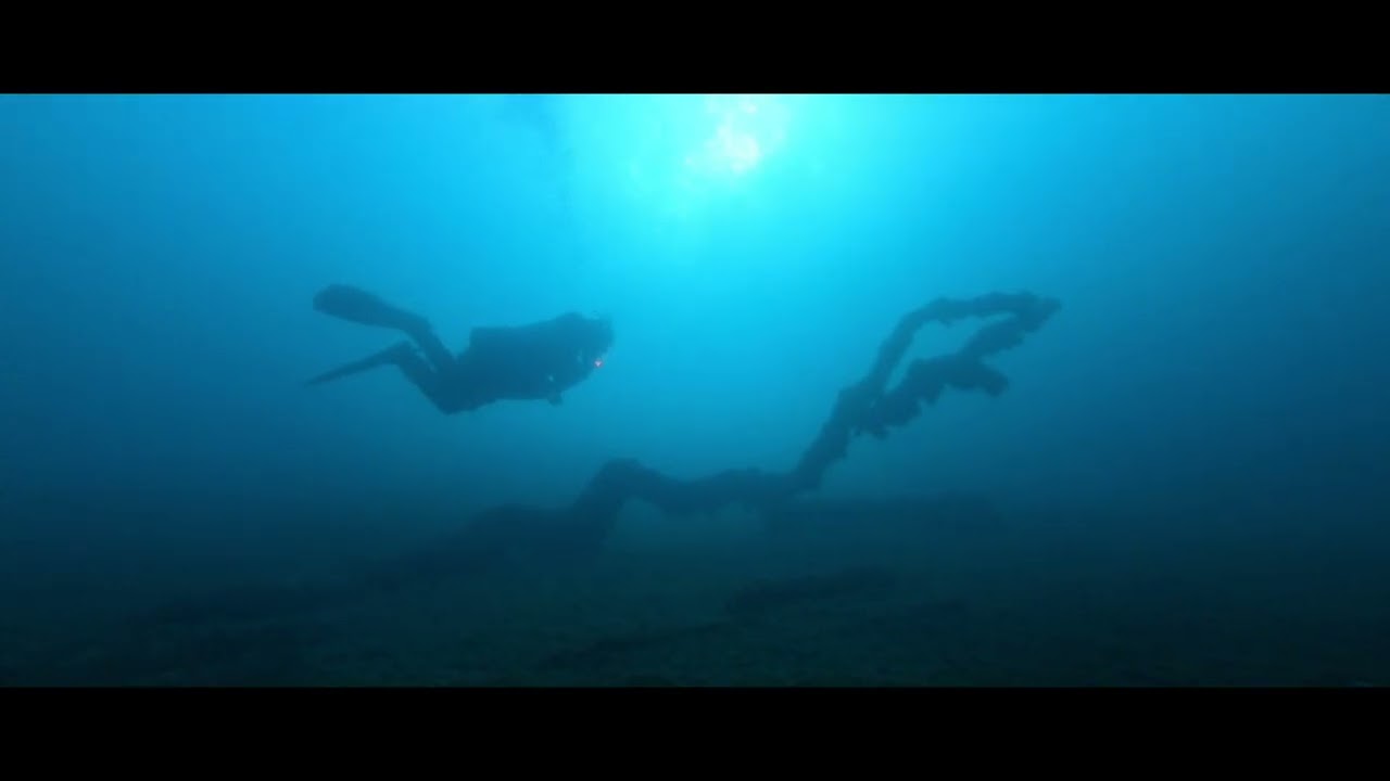 Chanivaz relaxing sunset dive
