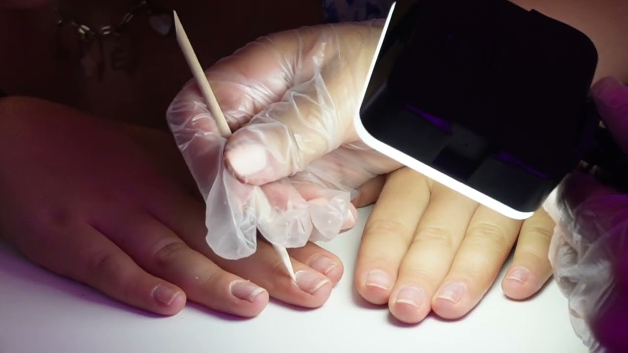 ASMR I MANUCURE POUR MA CLIENTE (très relaxant)