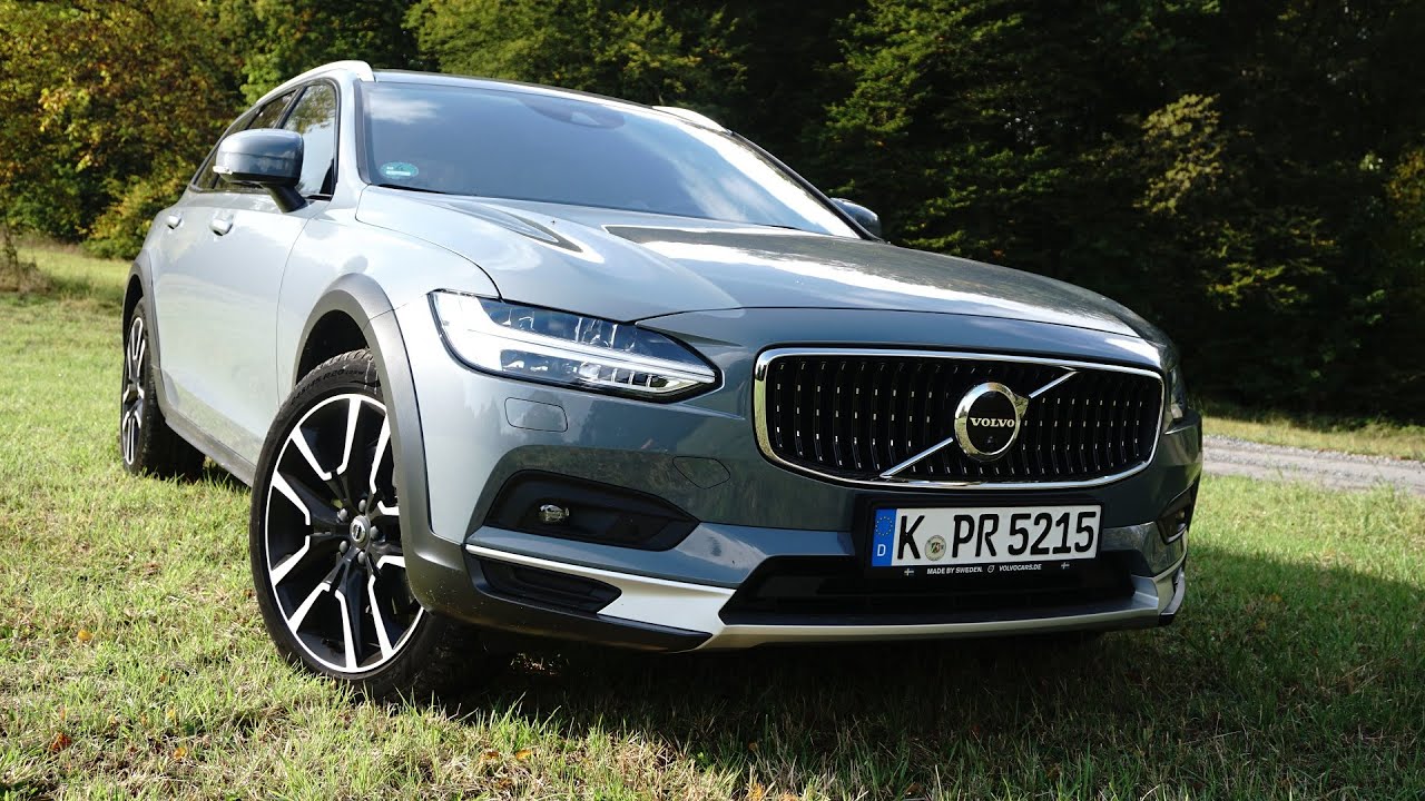  2021 Volvo V90 Cross Country B6 Mild Hybrid AWD PRO Test Drive 