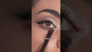 Easy Eyeliner Tutorial For Beginner♥️ #eyemakeup #makeuptutorial #makeup #makeuphacks #youtubeshorts